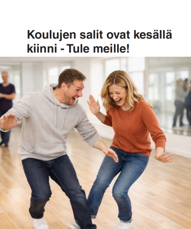 Iloinen tanssijapari vapaalla tyylillä